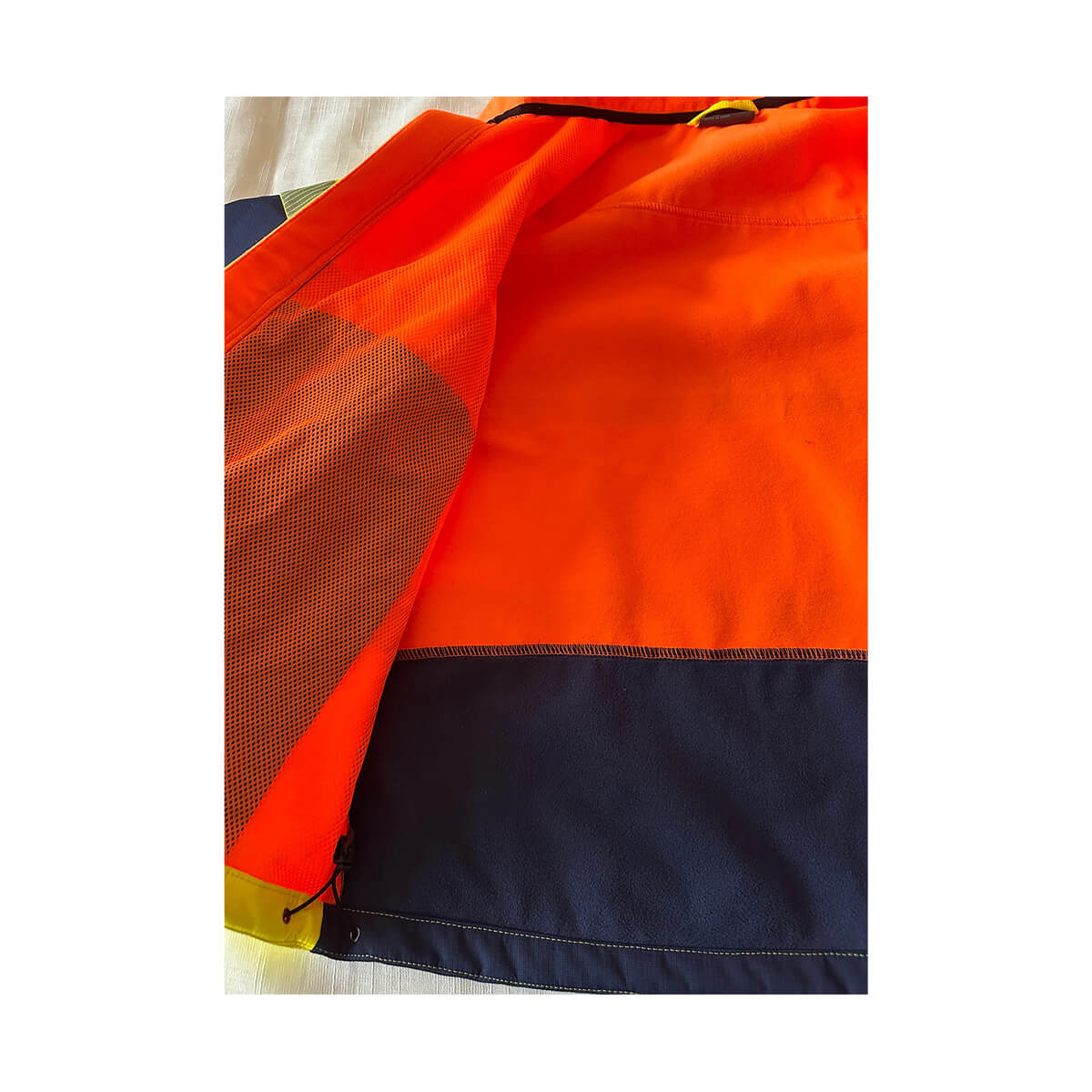 Pilgrim 4630 Mens Hi-Vis Full Zip Hooded Jacket - Image 3